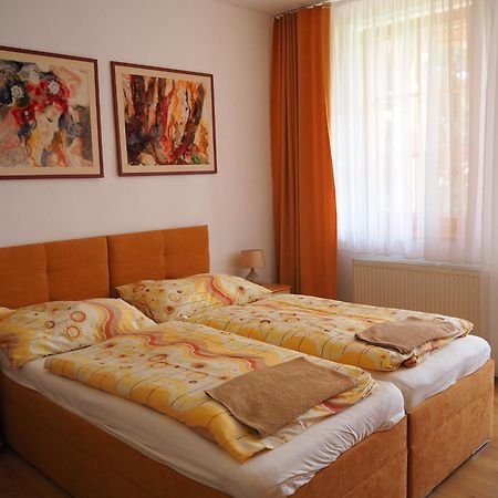 Privat Alenka Hotell Liptovský Mikuláš Eksteriør bilde